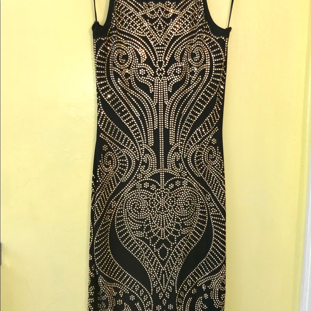 Dress - Picture 2 of 4